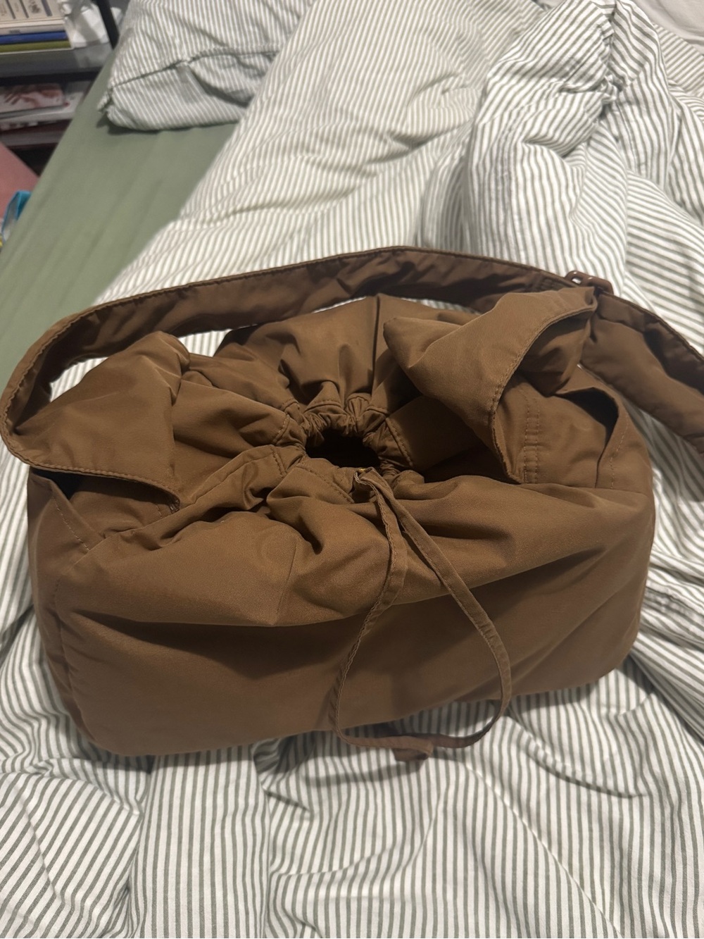 Uniqlo Soft Puffy Shoulder Bag w/ Organizer